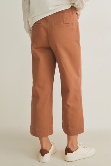 Kobiety - Spodnie - wysoki stan - szerokie nogawki - brązowy
