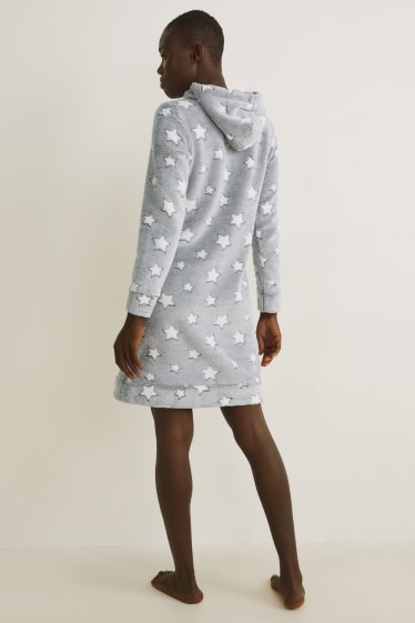 Women - Fleece nightshirt with hood - patterned - light gray