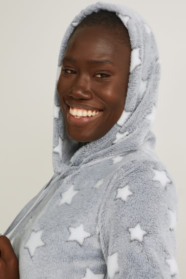 Women - Fleece nightshirt with hood - patterned - light gray