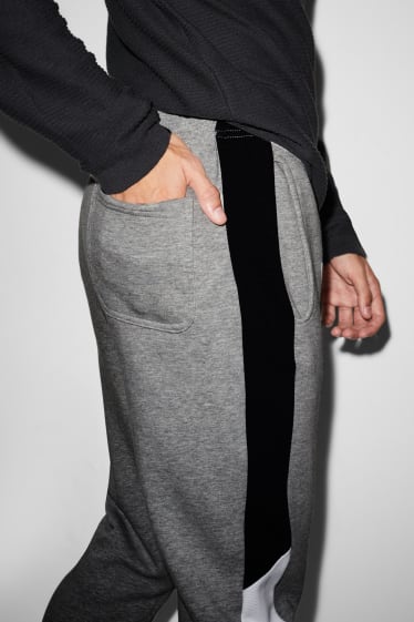 Hommes - CLOCKHOUSE - pantalon de jogging - gris clair chiné