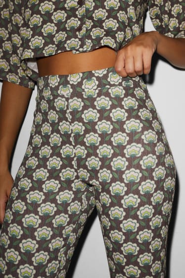 Damen - CLOCKHOUSE - Jersey-Hose - Flared - geblümt - braun