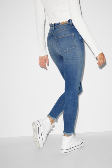 Nastolatki - CLOCKHOUSE - skinny ankle jeans - wysoki stan - dżins-niebieski