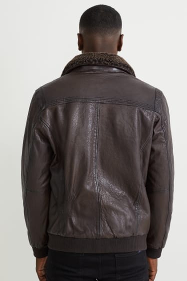 Hommes - Veste en cuir dotée d’une garniture d'imitation fourrure - marron foncé