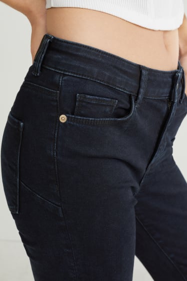 Kobiety - Slim jeans - średni stan - dżinsy modelujące - LYCRA® - dżins-ciemnoniebieski