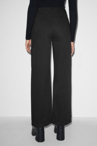 Women - CLOCKHOUSE - cargo trousers - high waist - wide leg - black