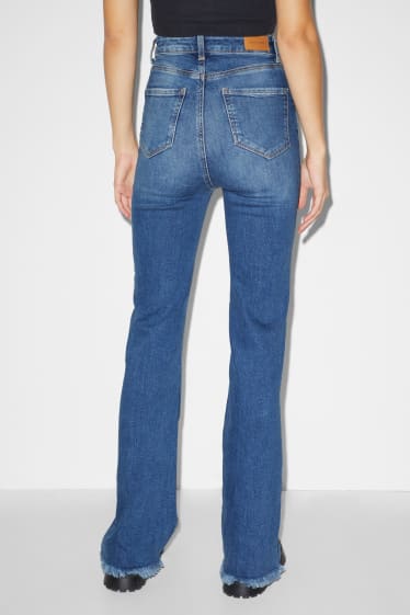 Women - CLOCKHOUSE - flared jeans - high waist - blue denim