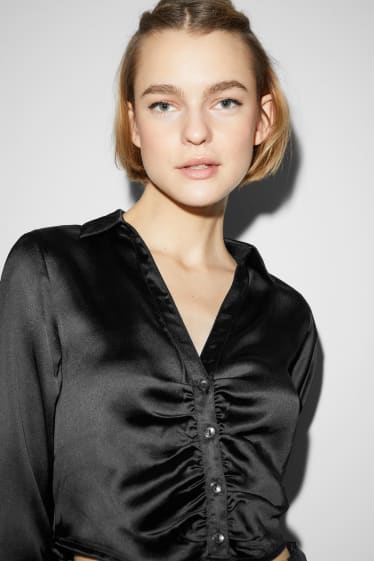 Dames - CLOCKHOUSE - crop blouse van satijn - zwart