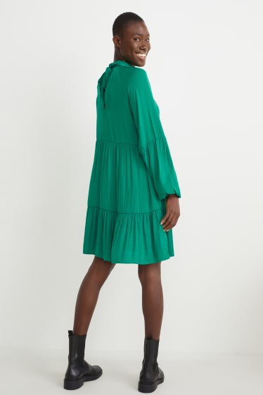 Femmes - Robe évasée - vert