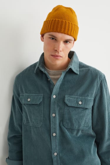 Men - Knitted hat - havanna