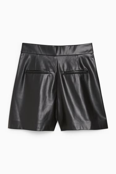 Damen - Shorts - Lederimitat - schwarz