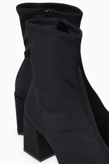 Damen - Stiefeletten - schwarz