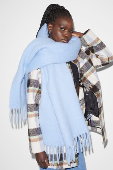 Teens & young adults - CLOCKHOUSE - fringed scarf  - light blue