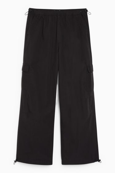 Teens & young adults - CLOCKHOUSE - parachute trousers - mid-rise waist - loose fit - black