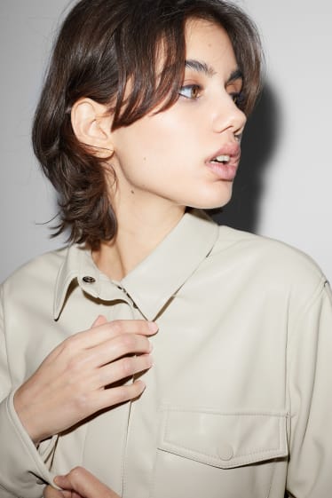 Damen - CLOCKHOUSE - Shacket - Lederimitat - cremeweiss