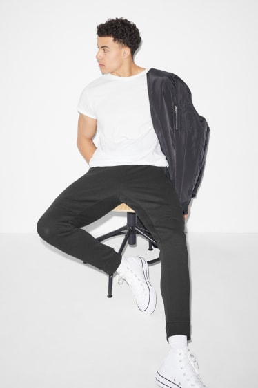 Men - joggers - black