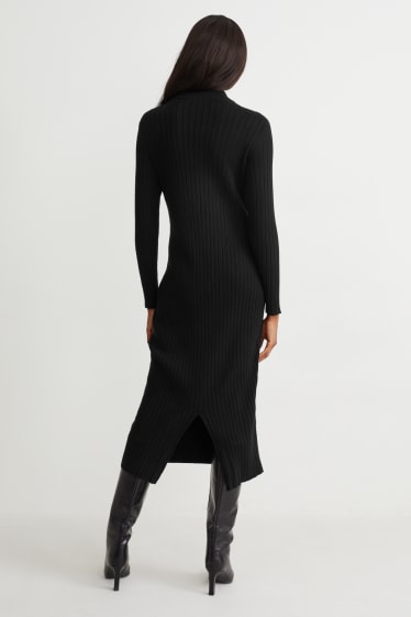 Women - Knitted dress - black