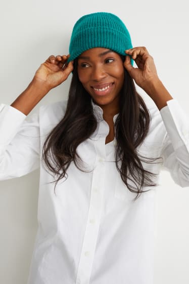 Women - Knitted hat - dark green