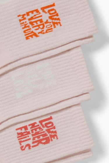 Femmes - Lot de 3 - chaussettes de tennis à motif - inscription - rose