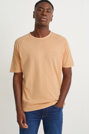 Men - T-shirt - orange