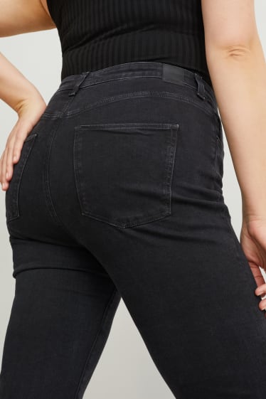 Dámské - Curvy jeans - high waist - bootcut - LYCRA® - černá