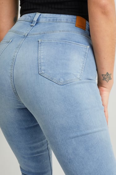 Dámské - Curvy jeans - high waist - bootcut - LYCRA® - džíny - světle modré