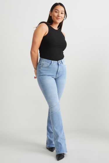 Dámské - Curvy jeans - high waist - bootcut - LYCRA® - džíny - světle modré