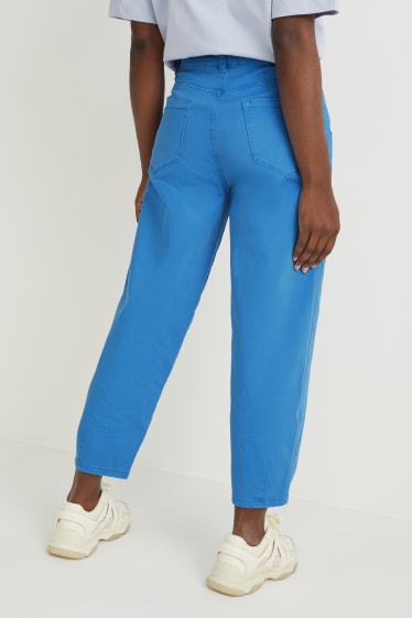 Femmes - Chino - mid waist - tapered fit - bleu