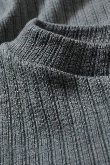 Dona - Samarreta crop de màniga llarga - verd