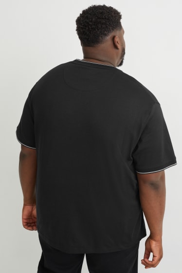 Men - T-shirt - black