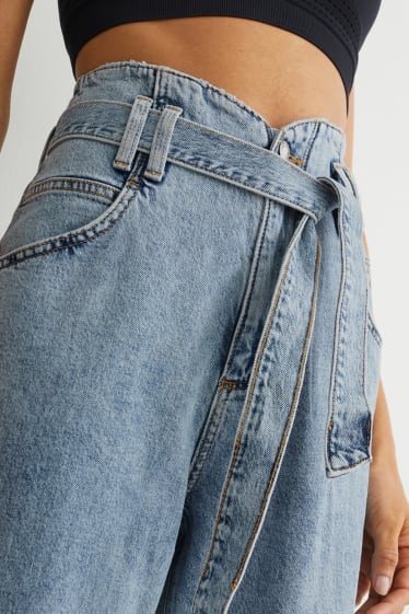 Dames - Mom jeans - high waist - jeanslichtblauw