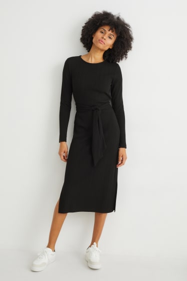 Women - Column dress - black