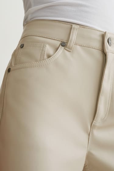 Dámské - Kalhoty - high waist - straight fit - imitace kůže - světle béžová