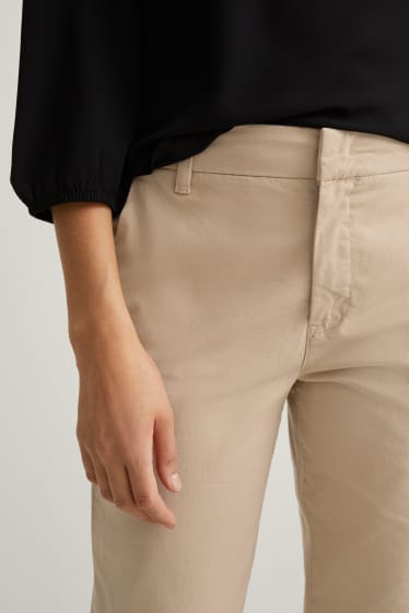 Femmes - Chino - mid waist - beige