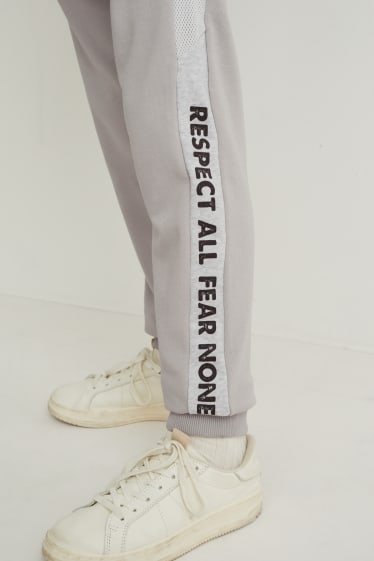 Kinder Buben - Jogginghose - beige