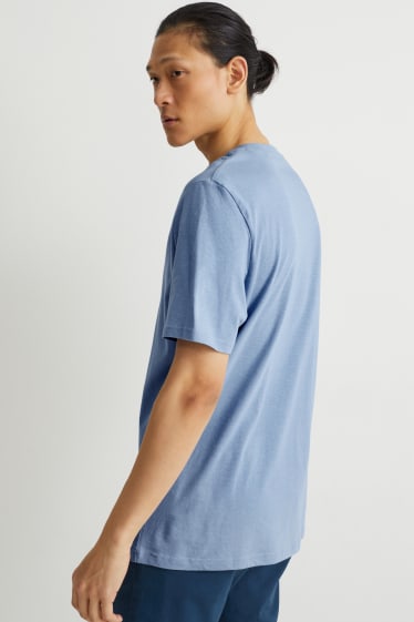 Heren - T-shirt - lichtblauw
