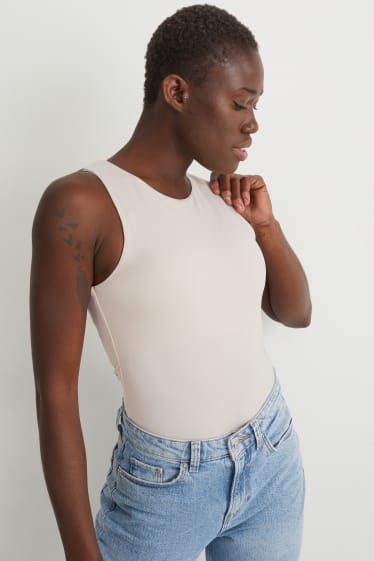 Women - Basic body - light beige