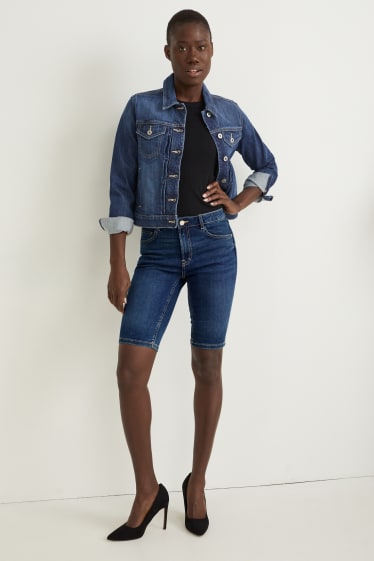 Women - Denim bermuda shorts - mid-rise waist - LYCRA® - blue denim