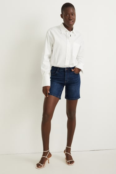 Women - Denim shorts - mid-rise waist - blue denim
