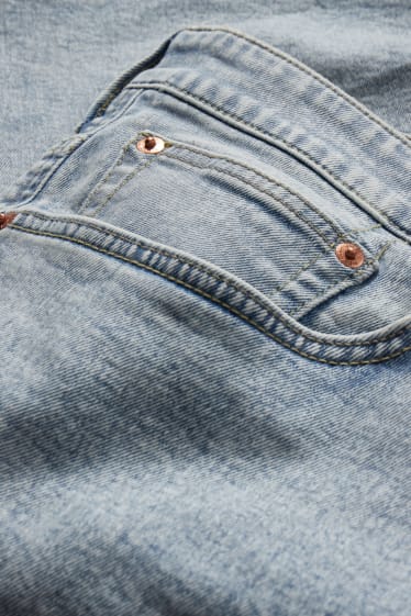 Mężczyźni - Szorty dżinsowe - dżins-jasnoniebieski