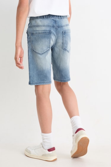 Kinderen - Set van 2 - korte spijkerbroek en shorts van stof - jeanslichtblauw