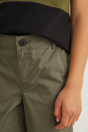 Nen - Pantalons curts - verd fosc