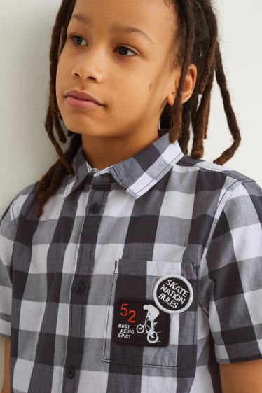 Nen - Camisa - de quadres - gris fosc