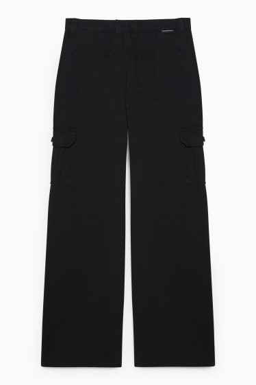 Women - CLOCKHOUSE - cargo trousers - high waist - relaxed fit - black