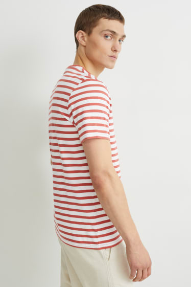 Men - T-shirt  - striped - terracotta