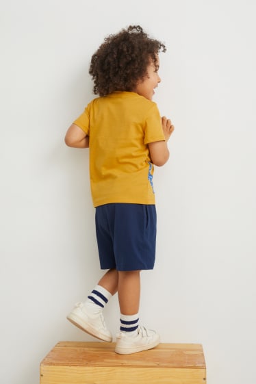 Children - Set - short sleeve T-shirt and shorts - yellow