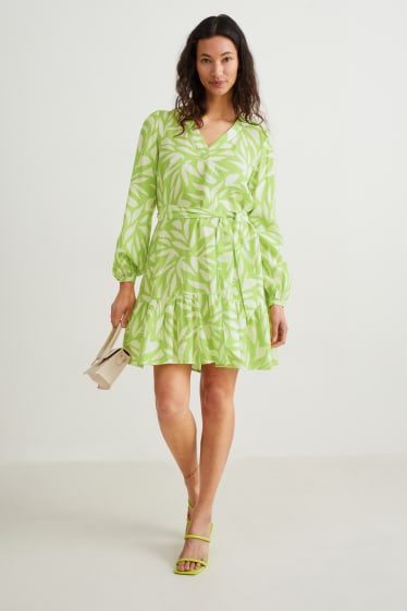 Femmes - Robe évasée - à motif - vert clair