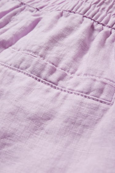 Dona - Pantalons curts - violeta clar