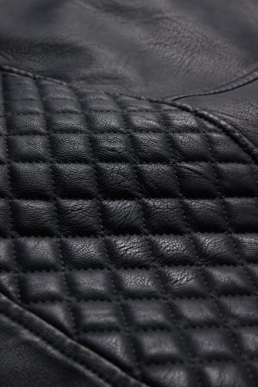 Uomo - Giacca stile motociclista con cappuccio - similpelle - nero
