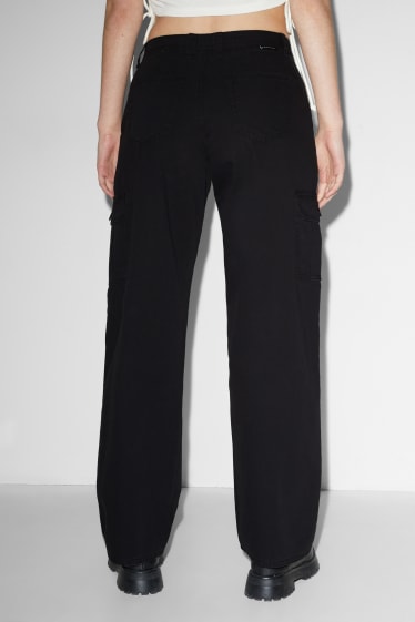 Women - CLOCKHOUSE - cargo trousers - high waist - relaxed fit - black