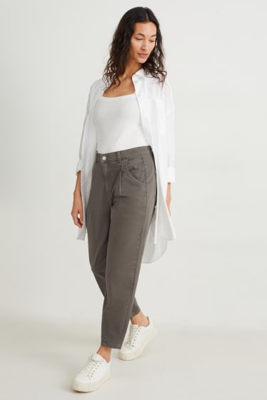 Damen - Chino - Mid Waist - Tapered Fit - grün